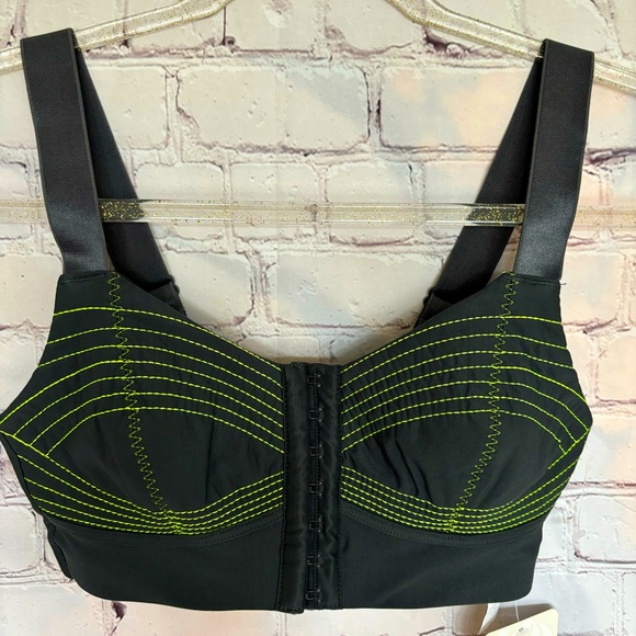 FABLETICS Ines Low Impact Front Closure Sports Bra--XXS - Picture 1 of 16